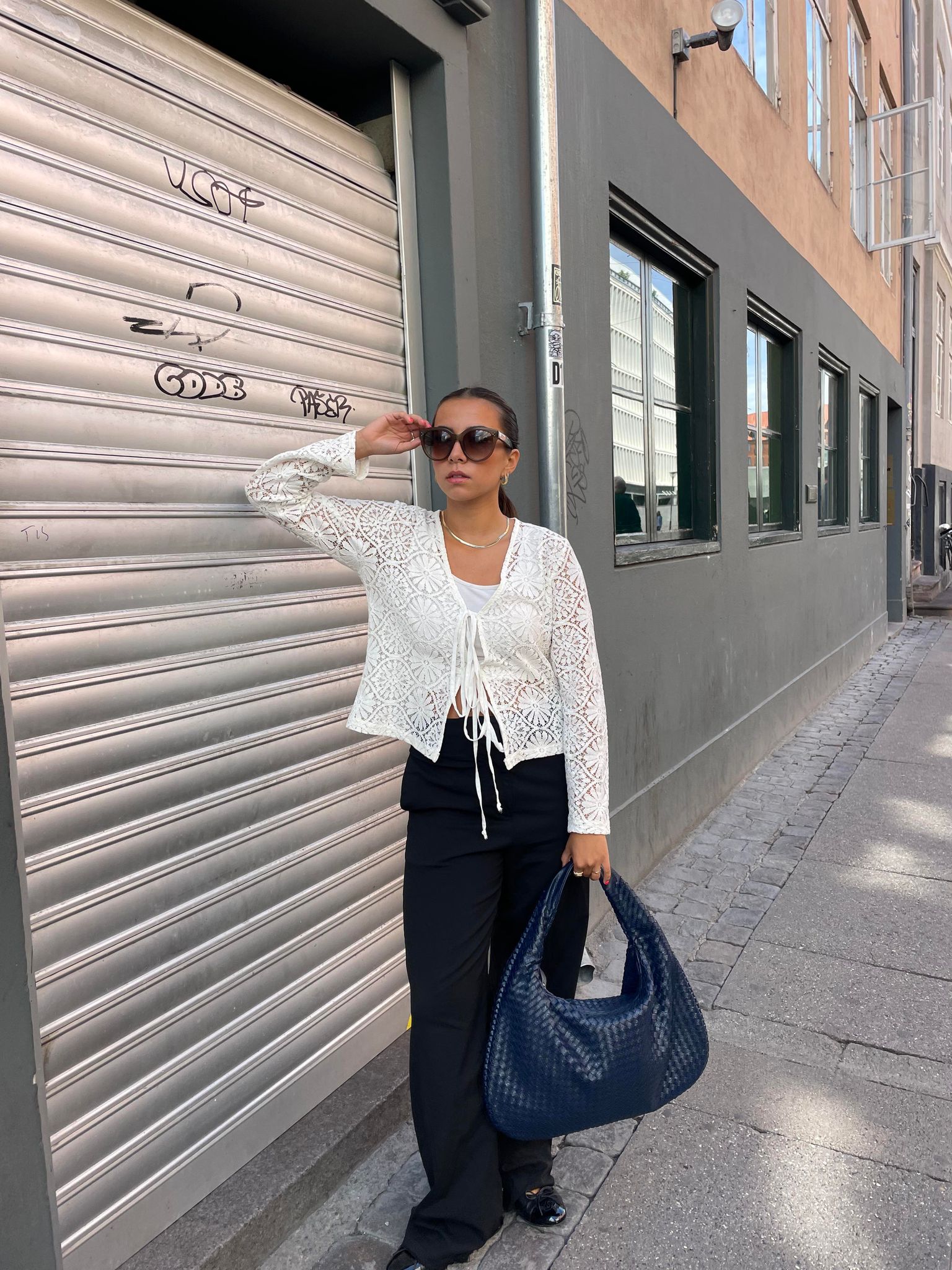Niya Musthave Bag - Navy