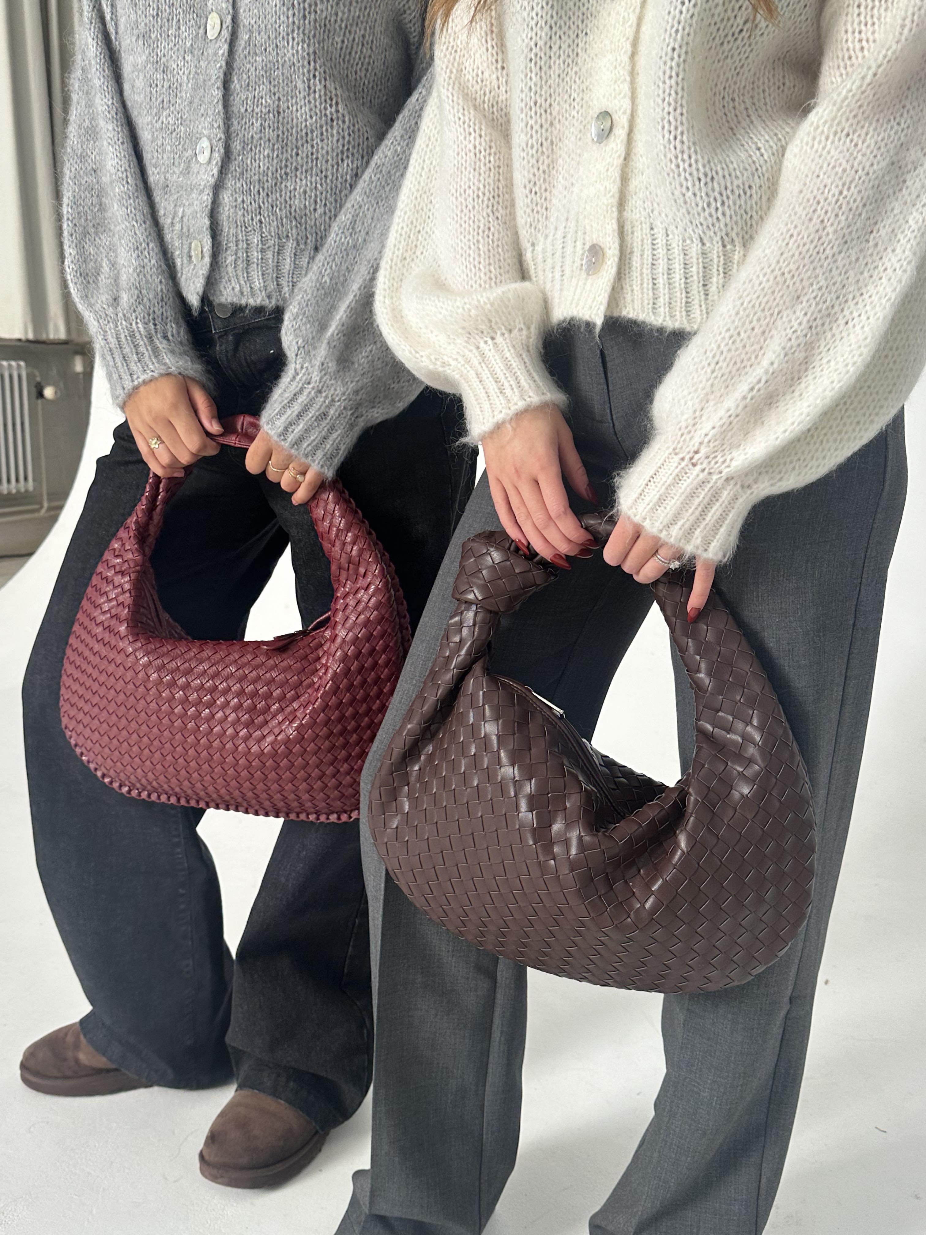 Niya Musthave Bag - Wine red