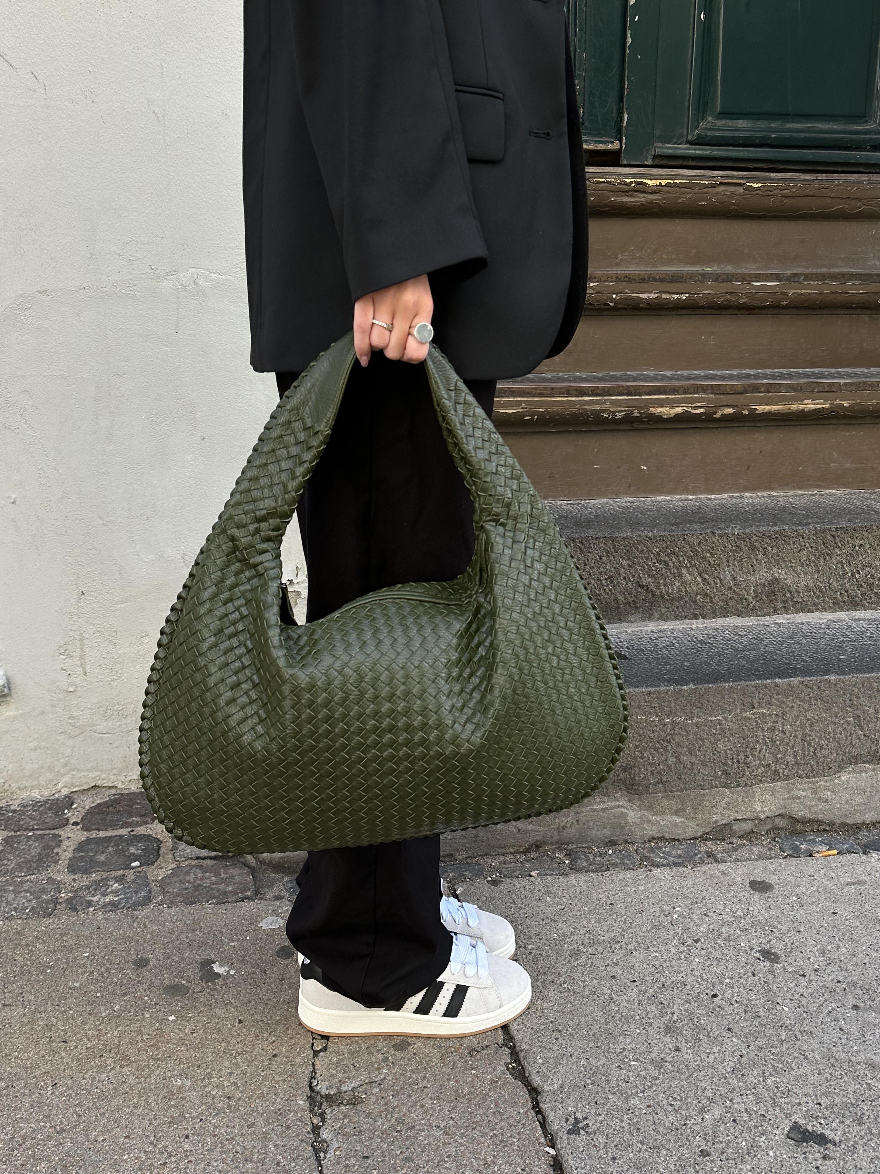 Niya Musthave Bag - Khaki