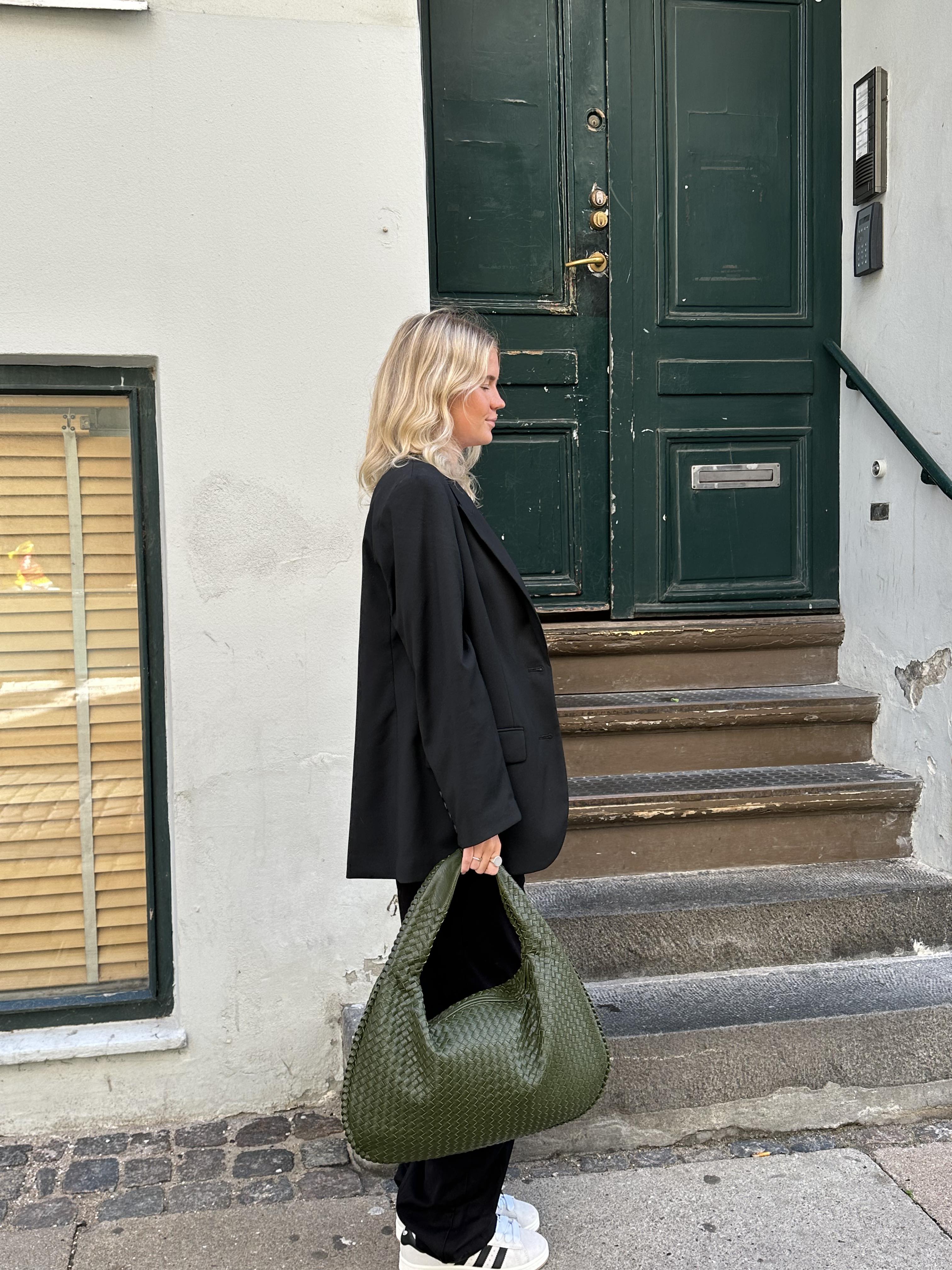 Niya Musthave Bag - Khaki