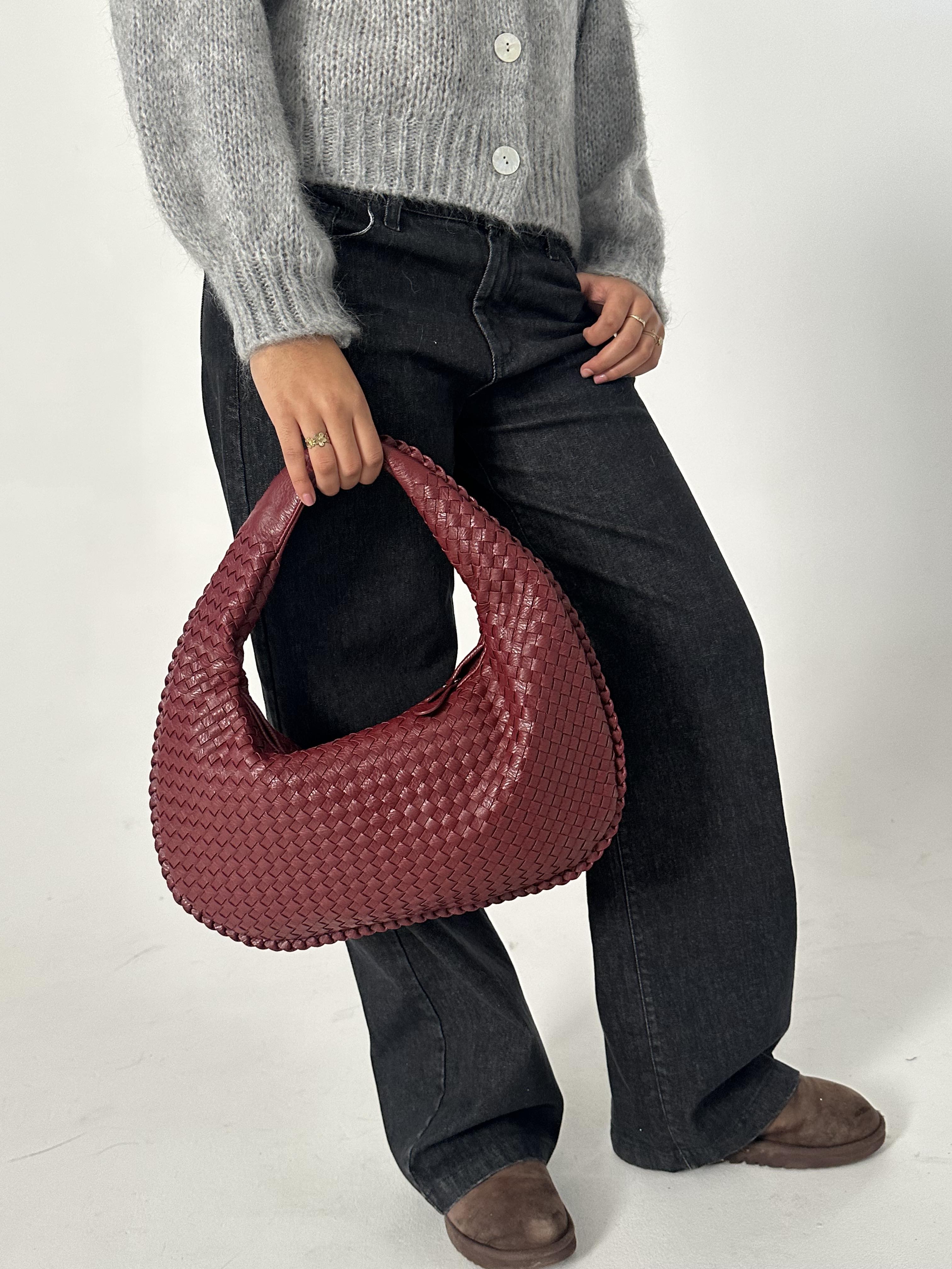 Niya Musthave Bag - Wine red