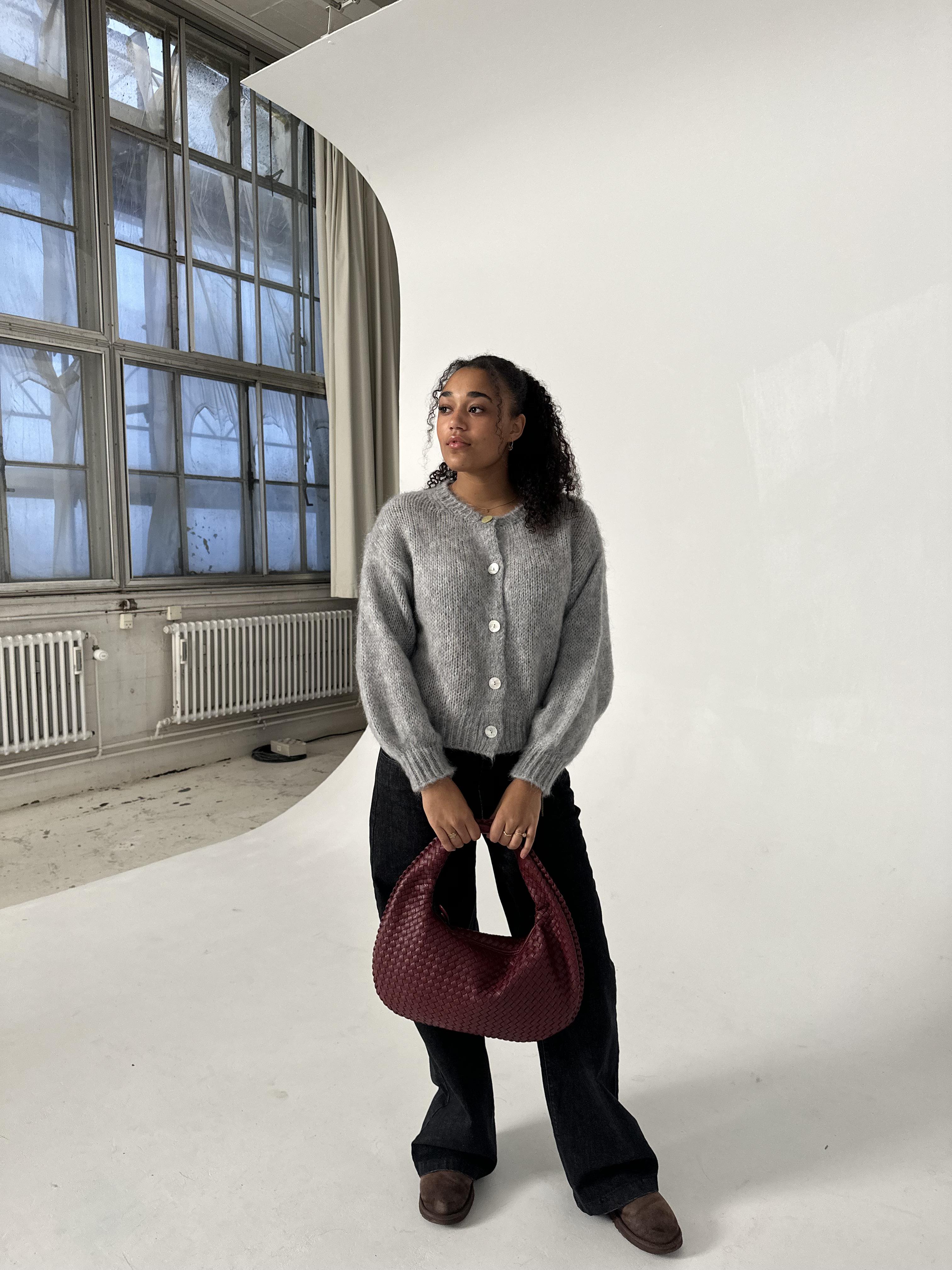 Niya Musthave Bag - Wine red
