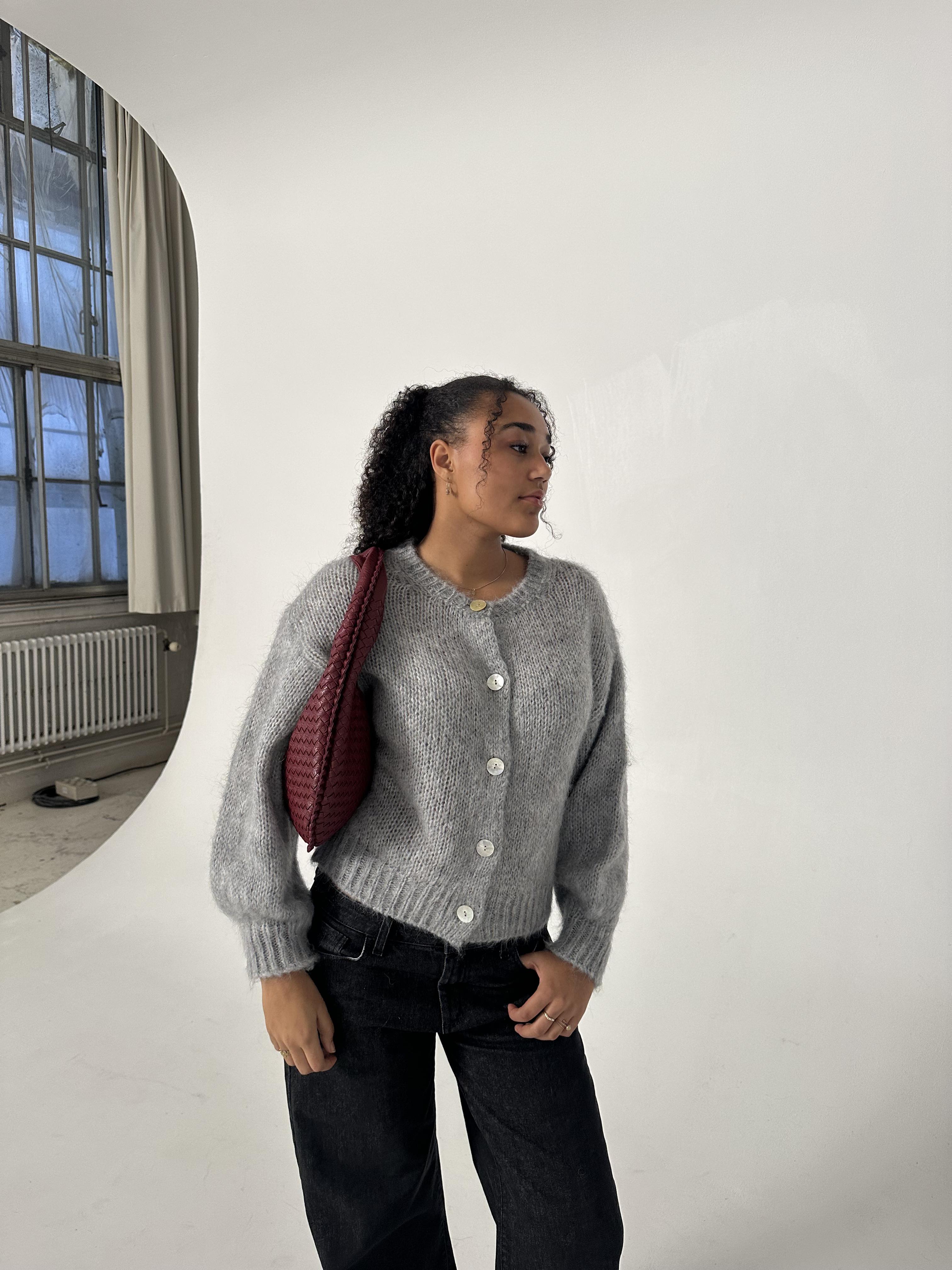 Niya Musthave Bag - Wine red