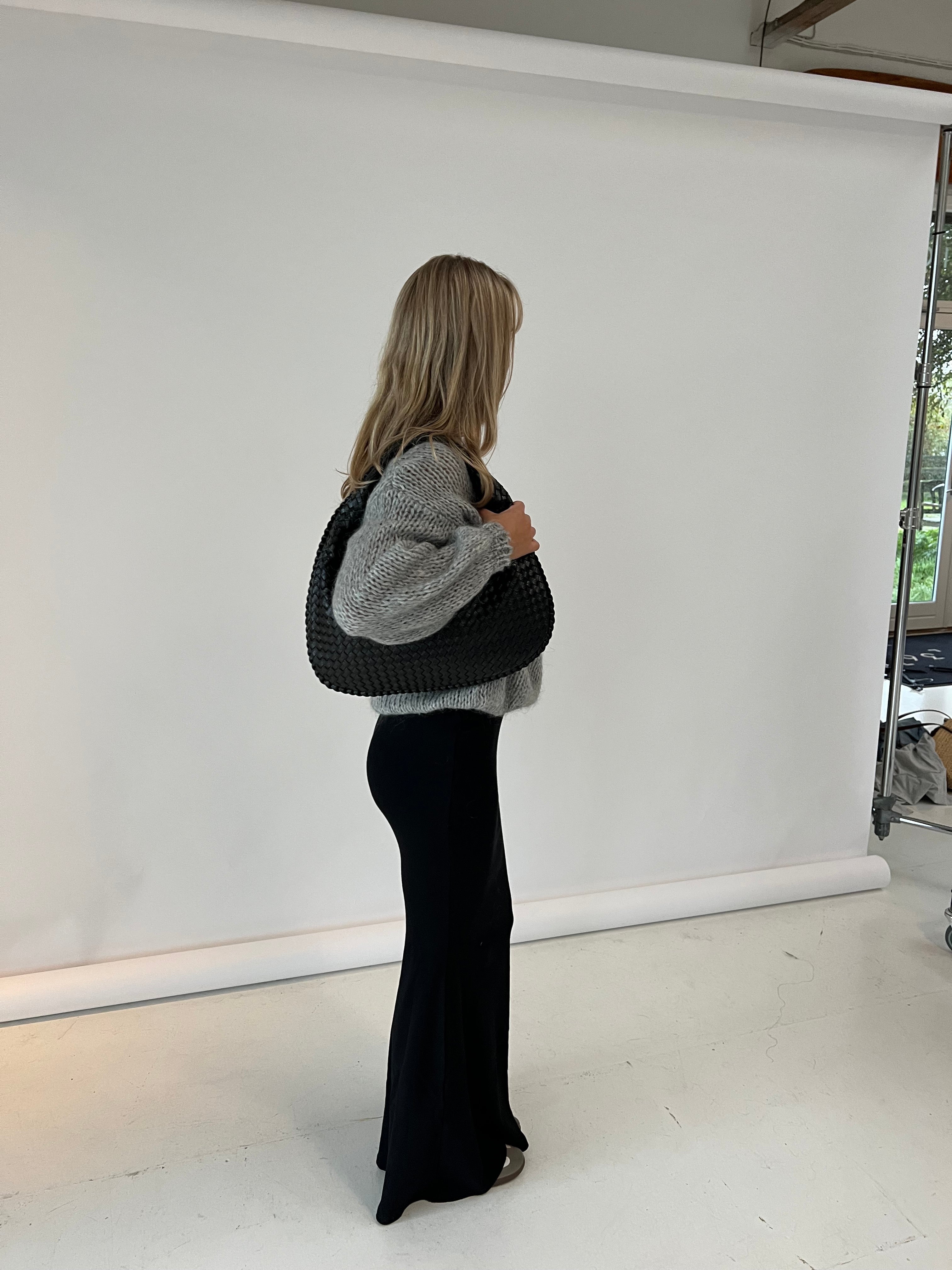 Niya Musthave Bag - Black