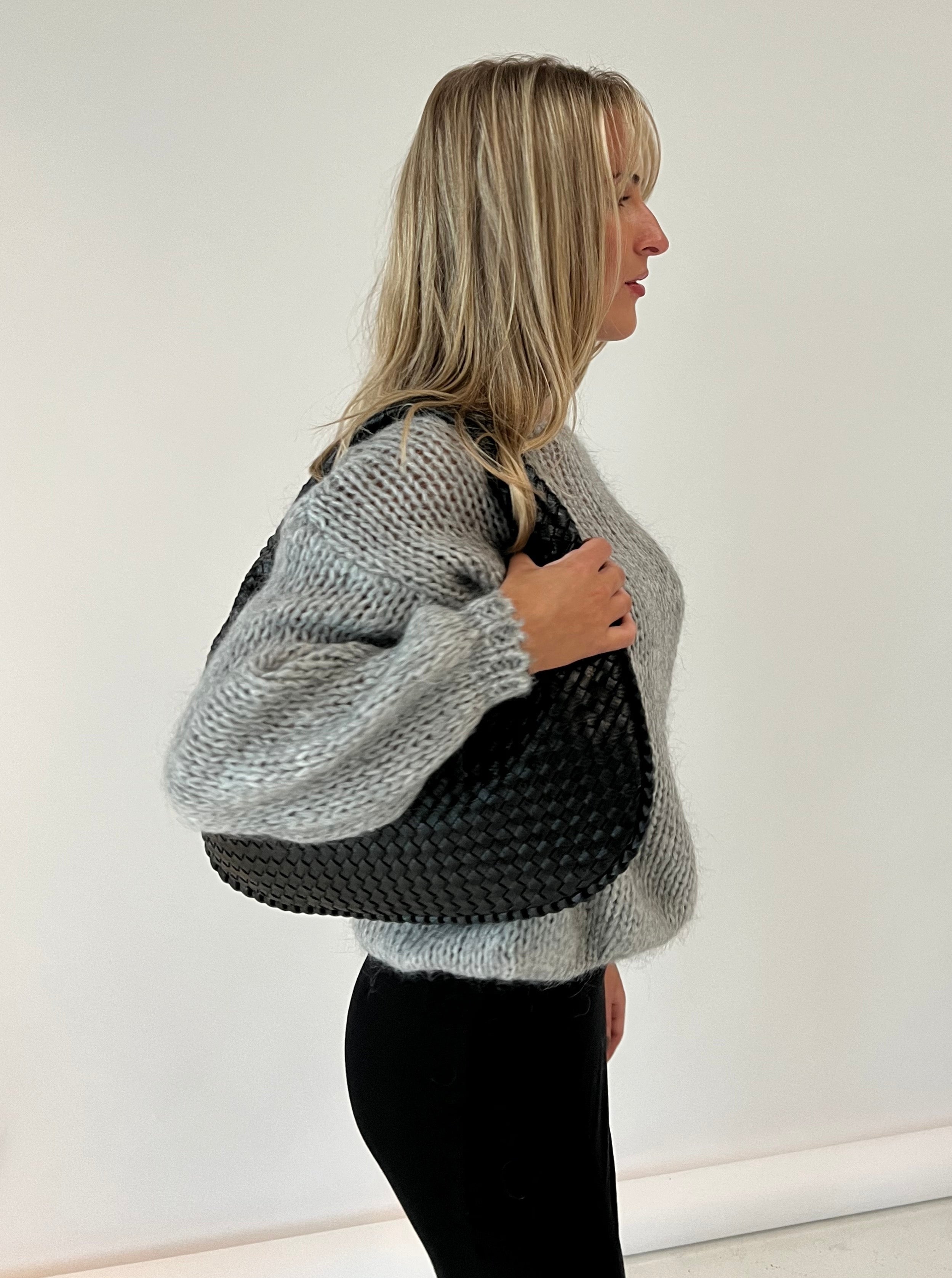 Niya Musthave Bag - Black