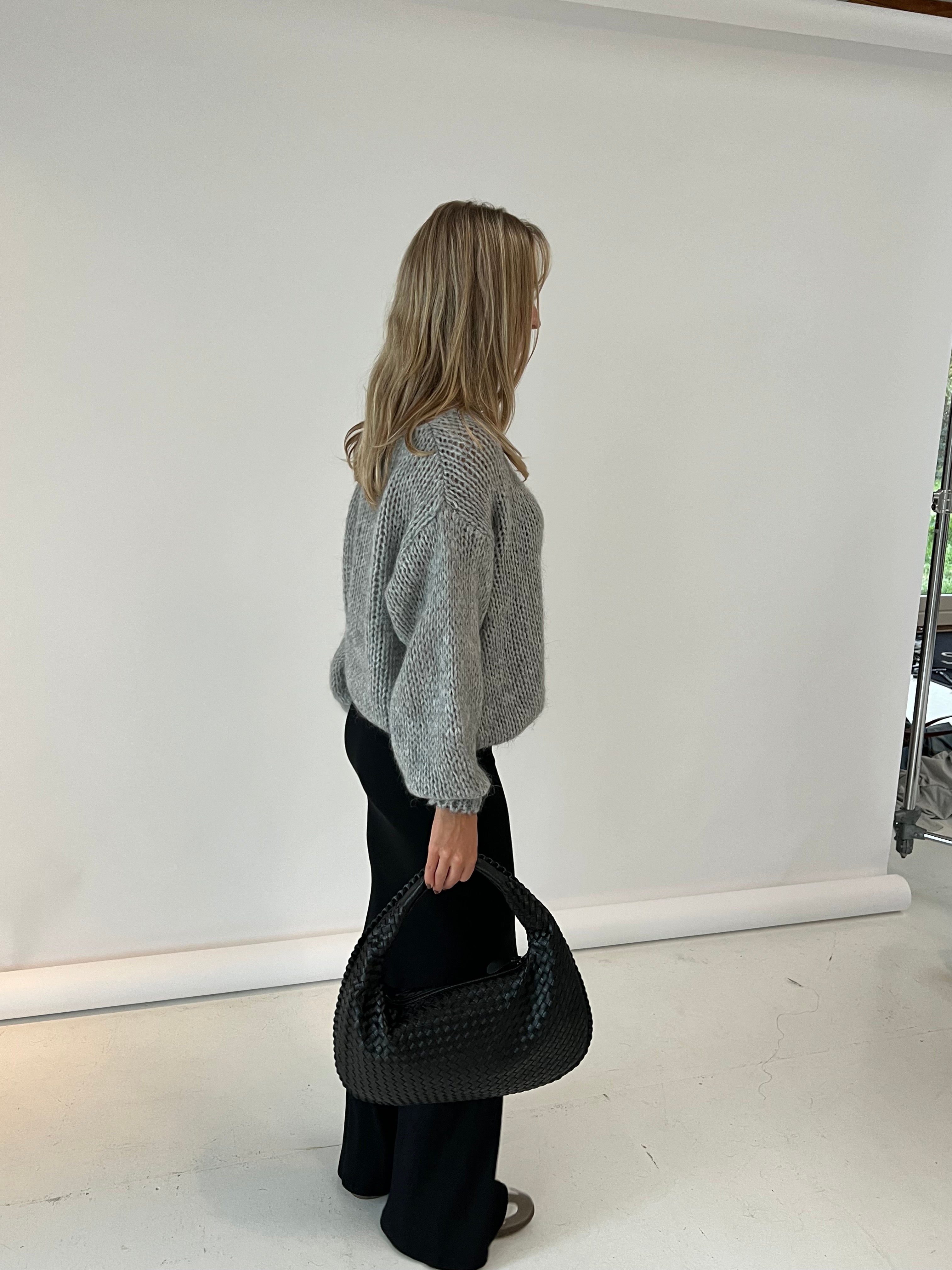 Niya Musthave Bag - Black