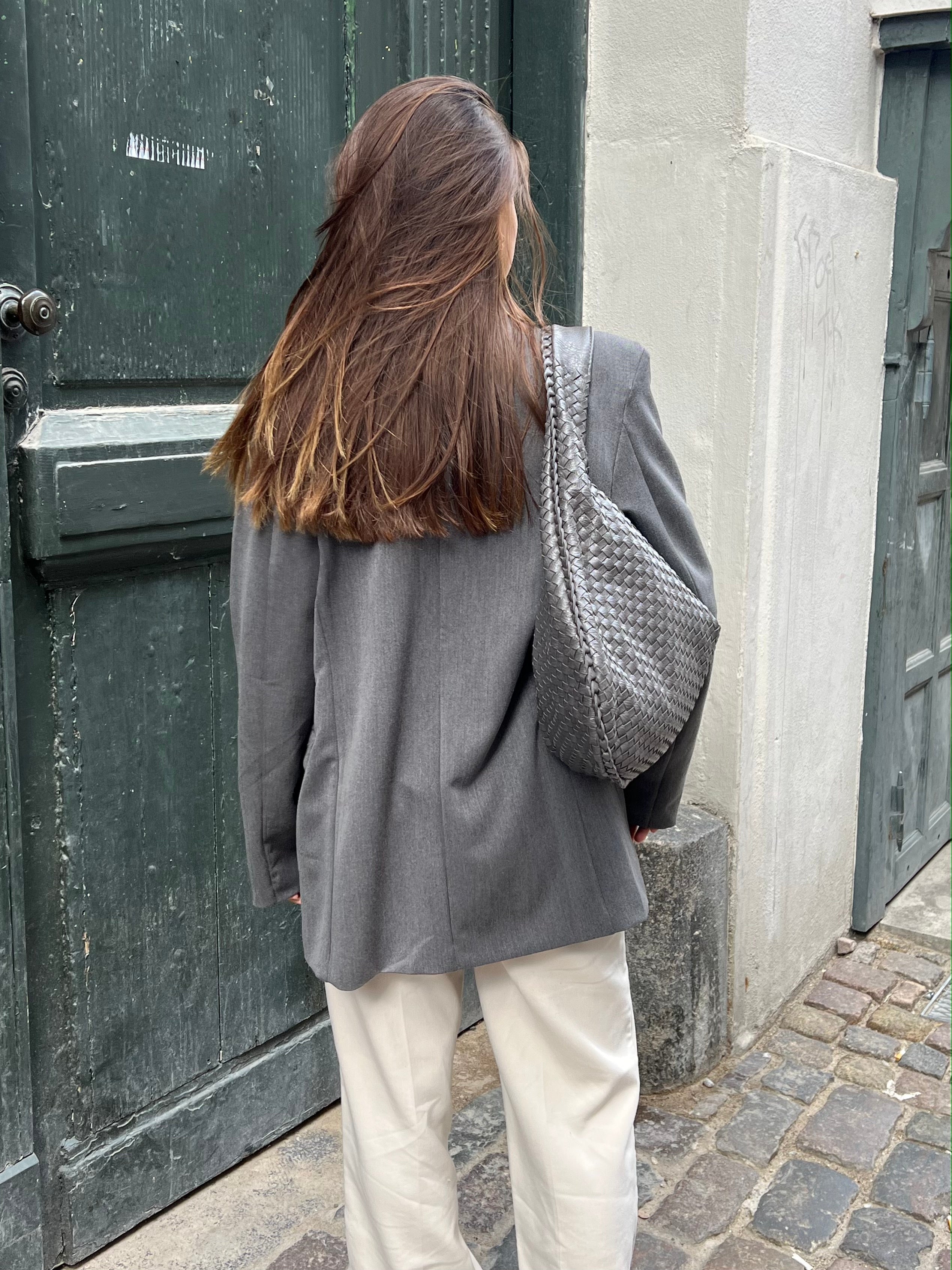 Niya Musthave Bag - Grey