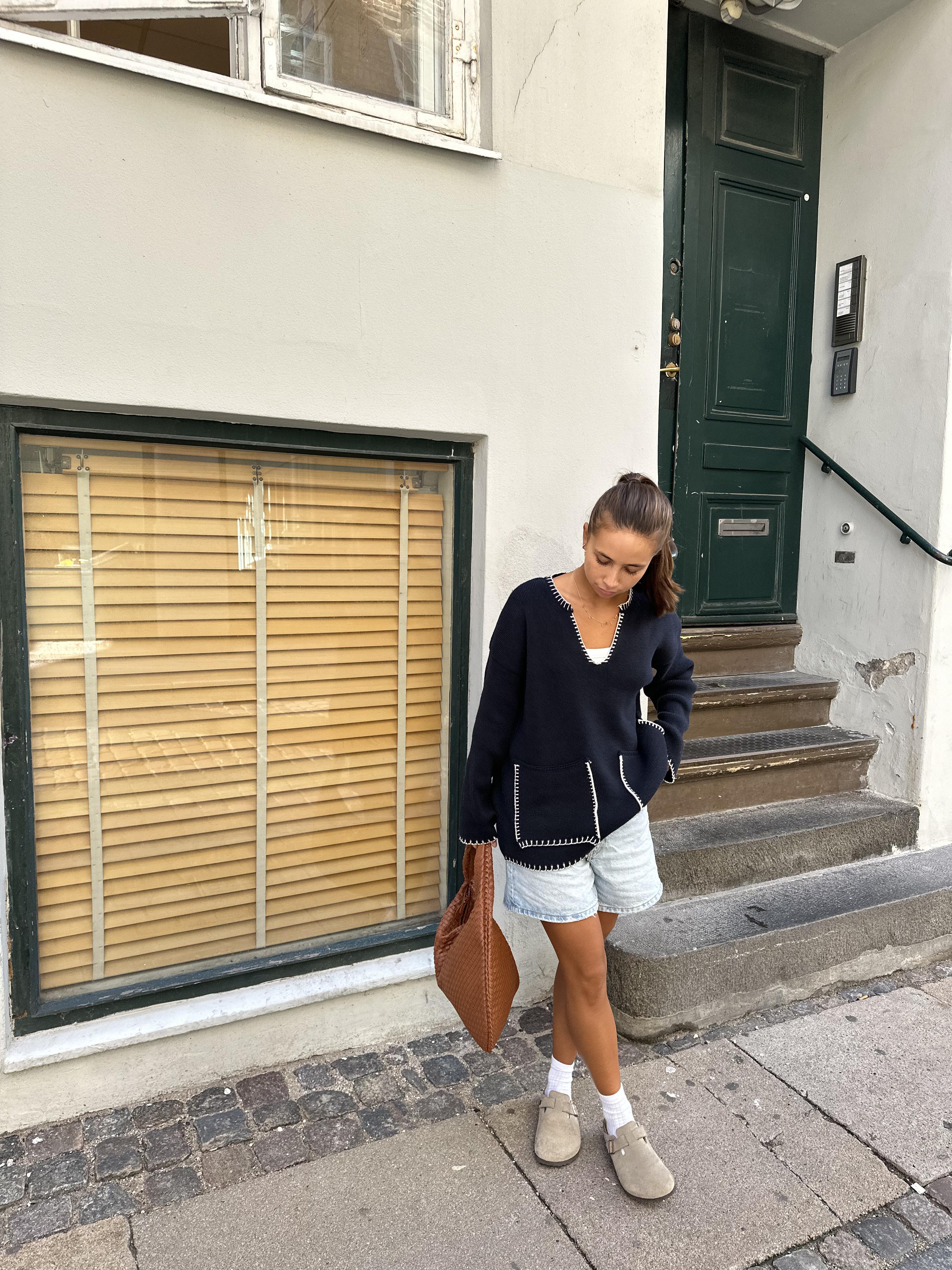 Niya Musthave Bag - Camel